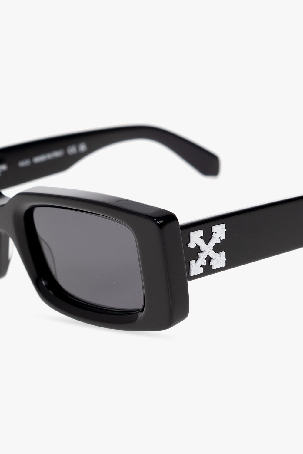 White - SchaferandweinerShops BF - Black 'Arthur' sunglasses
